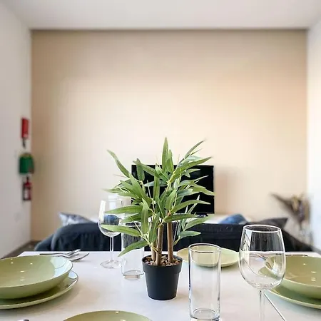 Διαμέρισμα Sea Front 3rd Floor In By Solea *