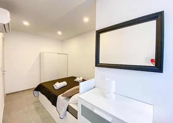 Sea Front 3rd Floor In By Solea